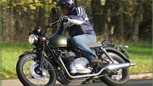 Steve McQueen Edition Triumph: FIRST RIDE